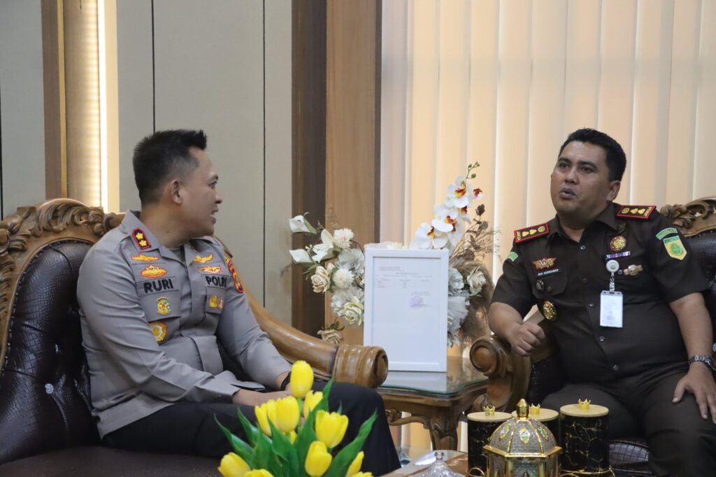 Pererat Tali Silahturahmi, Kapolres Muba Temui Kajari Muba