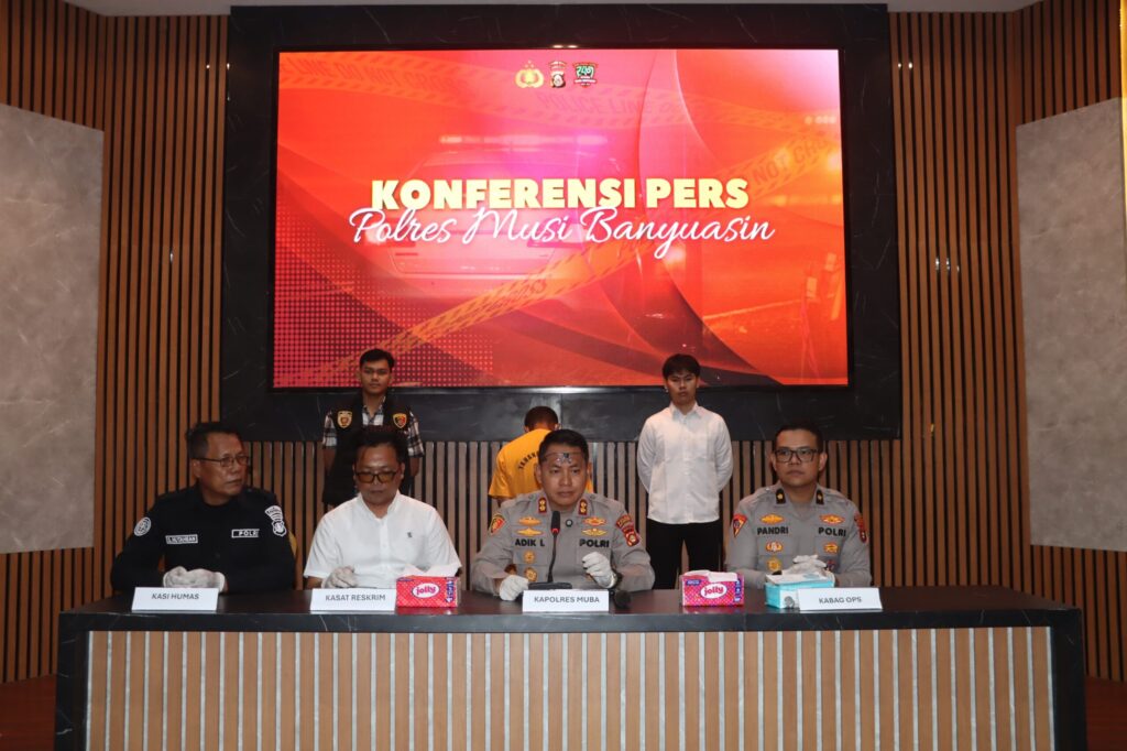 KONFERENSI PERS  KASUS TEWASNYA WARGA DESA MEKAR JAYA KEC. JIRAK JAYA